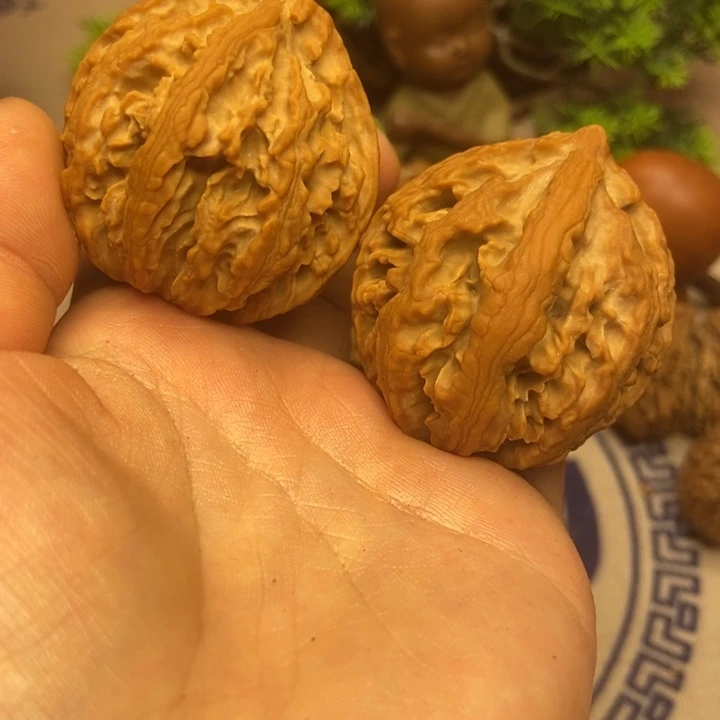 【闪购商品】文玩核桃吊坠秦岭野生桃核