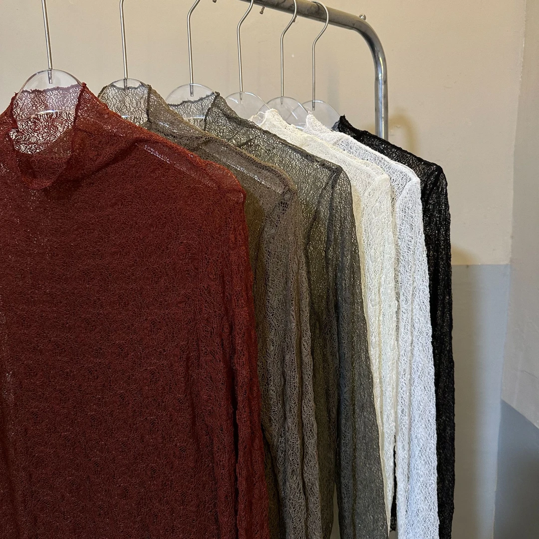 秋冬蕾丝镂空半高领打底衫