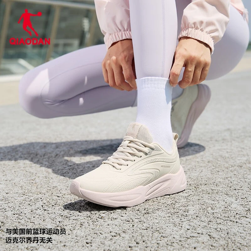中国乔丹跑步鞋健身运动鞋女鞋2025夏季新款防水跑鞋加绒保暖棉鞋
