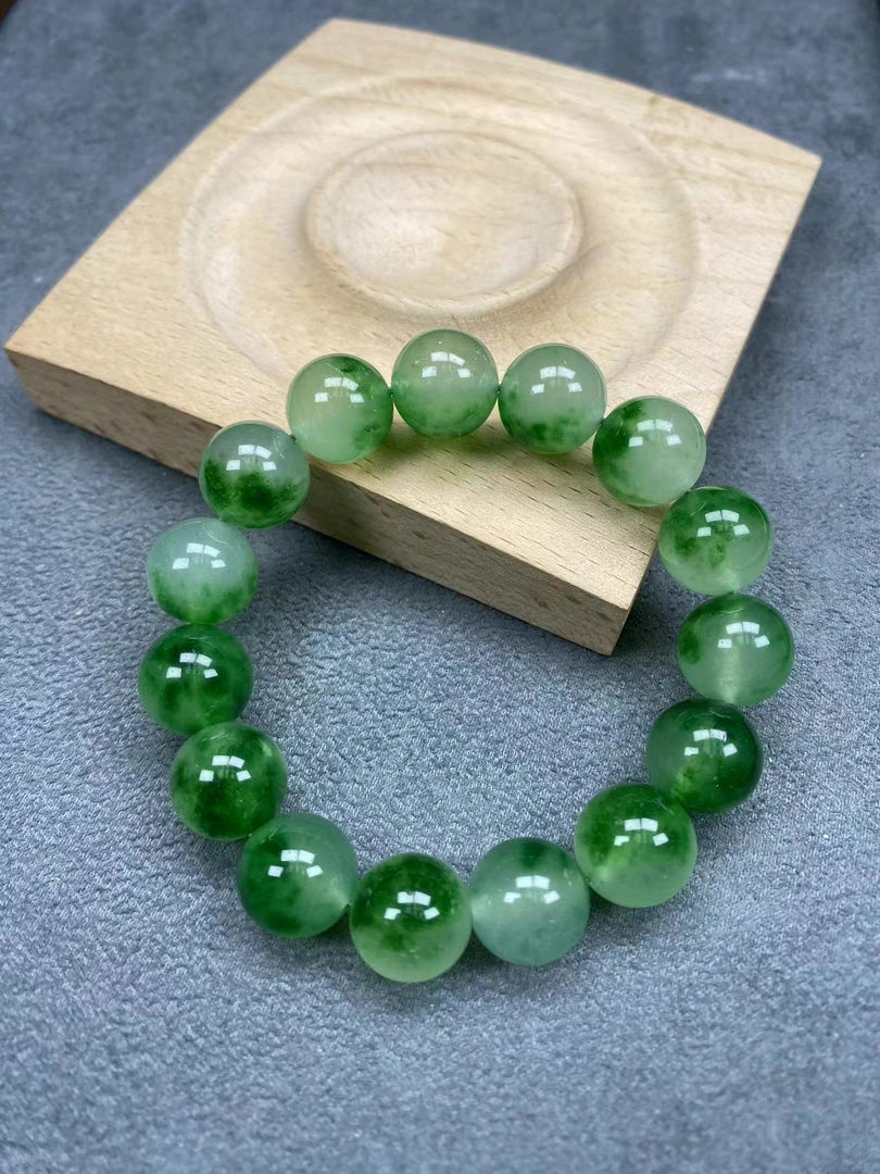 F40绿飘花14mm手串经典精品时尚气质百搭情侣多样性发一