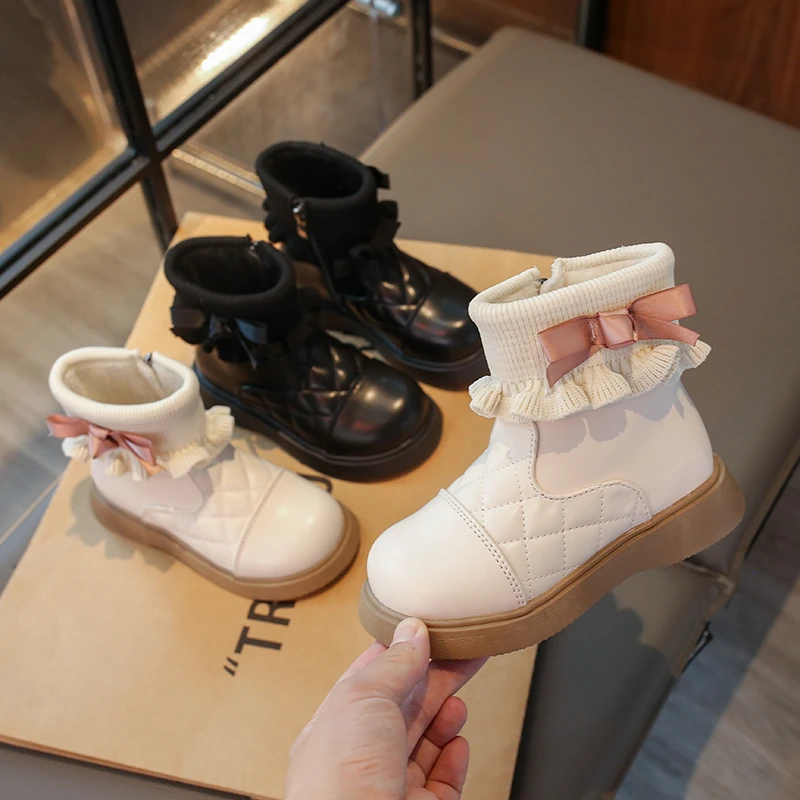 2024冬季新款小女孩时尚百搭公主靴女童加绒防滑靴子中大童儿童靴