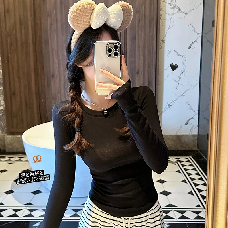 黑色正肩圆领百搭T恤女早秋紧身收腰显瘦长袖弹力修身基础打底衫