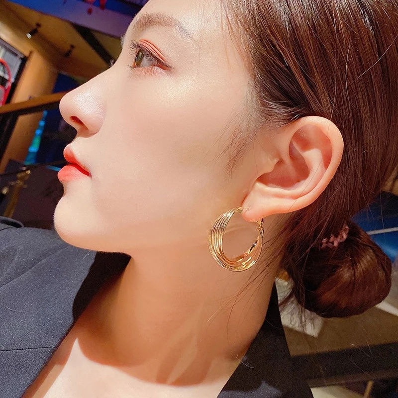 铜合金耳饰 气质轻奢百搭小众简约精致时尚耳饰LY0233