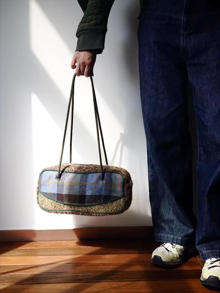 太阳家各款冬季斜挎包，手提包