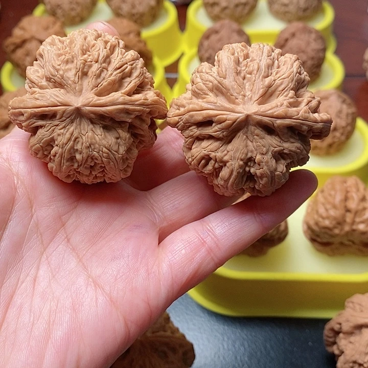 文玩核桃把件麦**德粗筋。全品 47 46