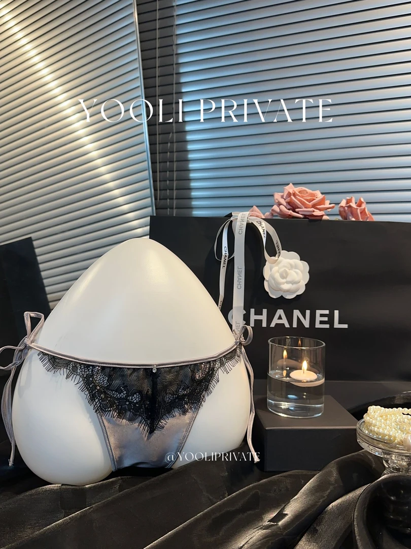 “布契拉提"法式轻奢缎面睫毛蕾丝系带内裤