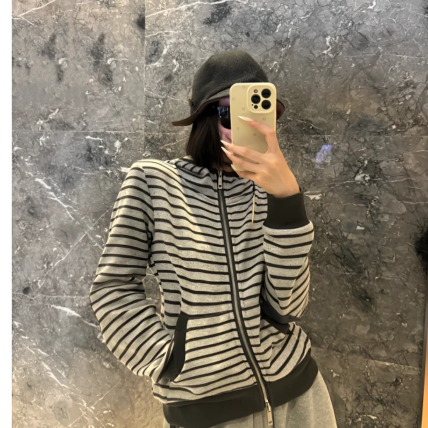 甜酷灰色条纹卫衣连帽外套辣妹显瘦上衣时尚休闲
