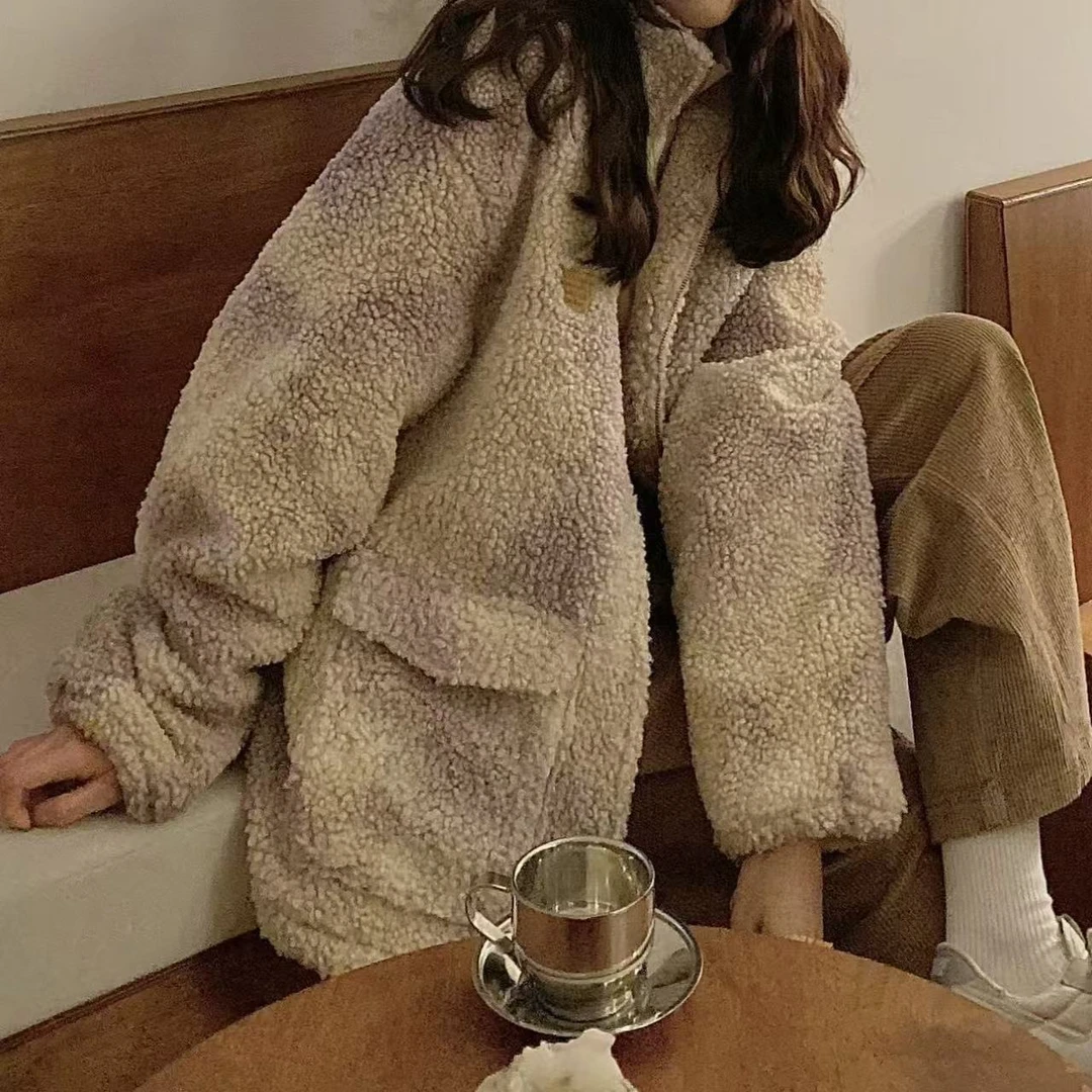 F14-2紫杏色“字母牌”棉服外套上衣