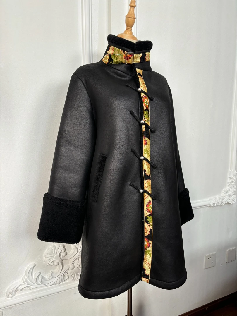 LaMuL-Z |2024冬季新品 藏元素机车服气质款酷飒黑中长款保暖外套