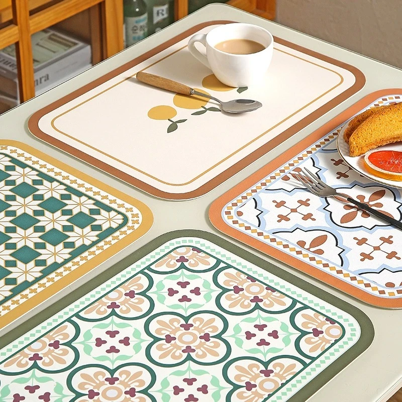 北欧餐桌垫高级感轻奢隔热垫防烫西餐垫防水防油简约现代皮革餐垫