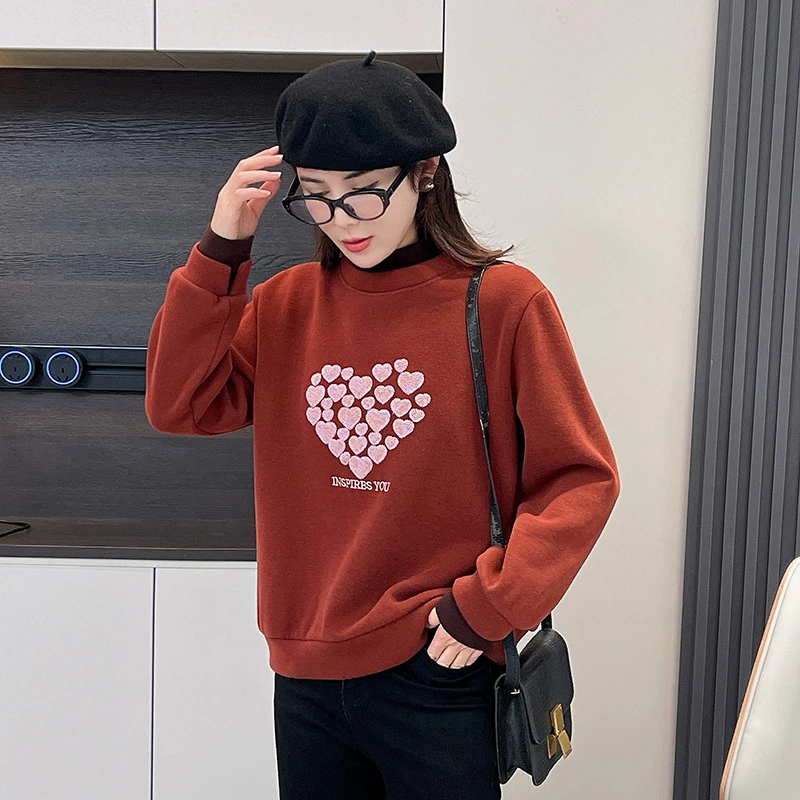 （衣兮爱心印花卫衣）23229秋季时尚休闲宽松圆领撞色假两件卫衣H