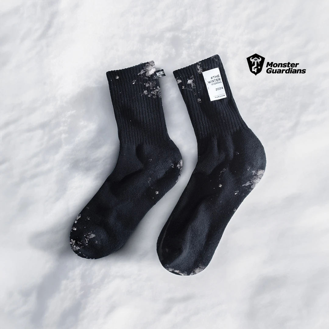 Monster Guardians 品牌定制运动潮流款保暖黑色长袜黑白百搭秋冬