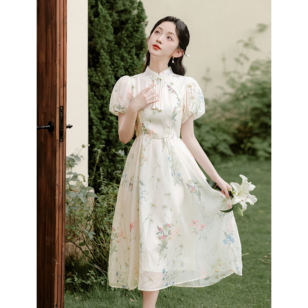 国风新中式复古设计感盘扣小立领碎花泡泡袖改良版旗袍连衣裙582