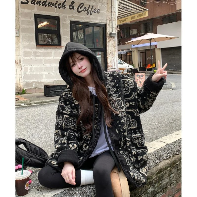 2024新款复古连帽黑色颗粒绒羊羔毛外套女冬季中长款保暖棉衣棉服