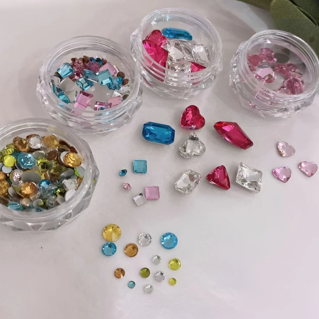 DY多巴胺彩钻美甲饰品 气质精致韩系彩钻+方钻+粉色爱心+灭霸宝石