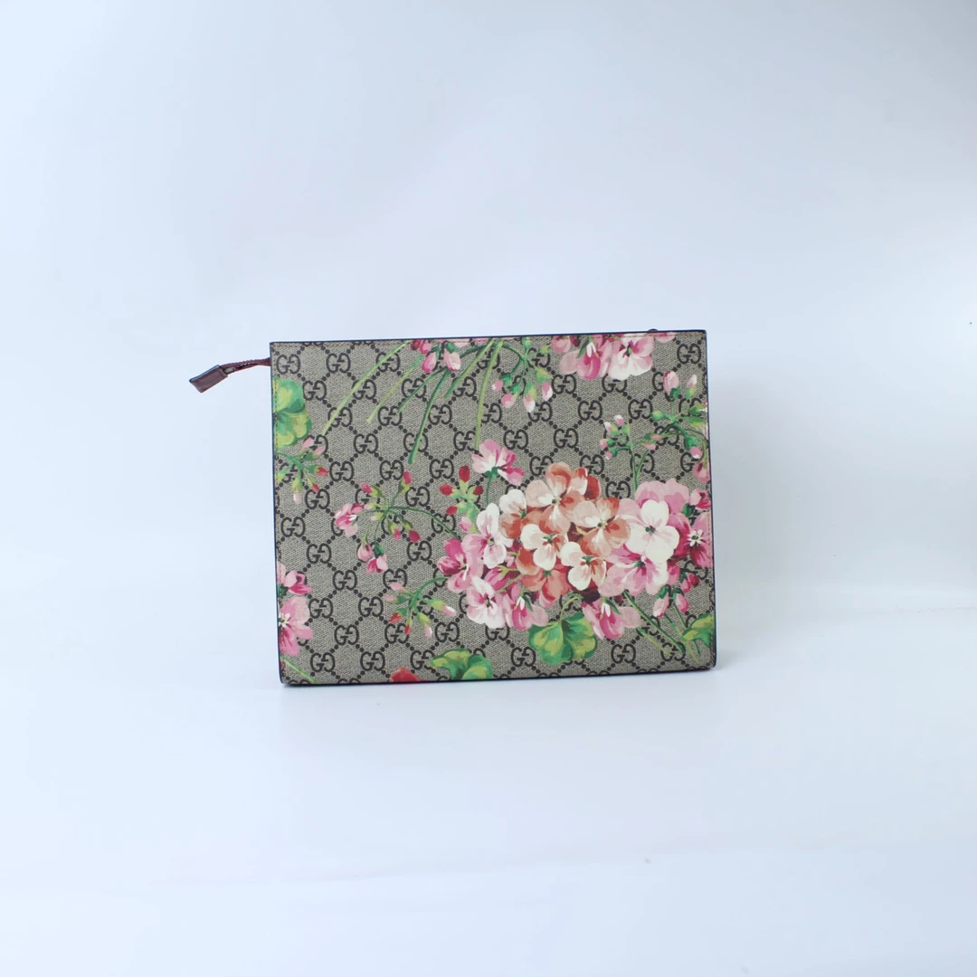 95新 GUCCI/古驰 红花花卉款洗漱26手拿包