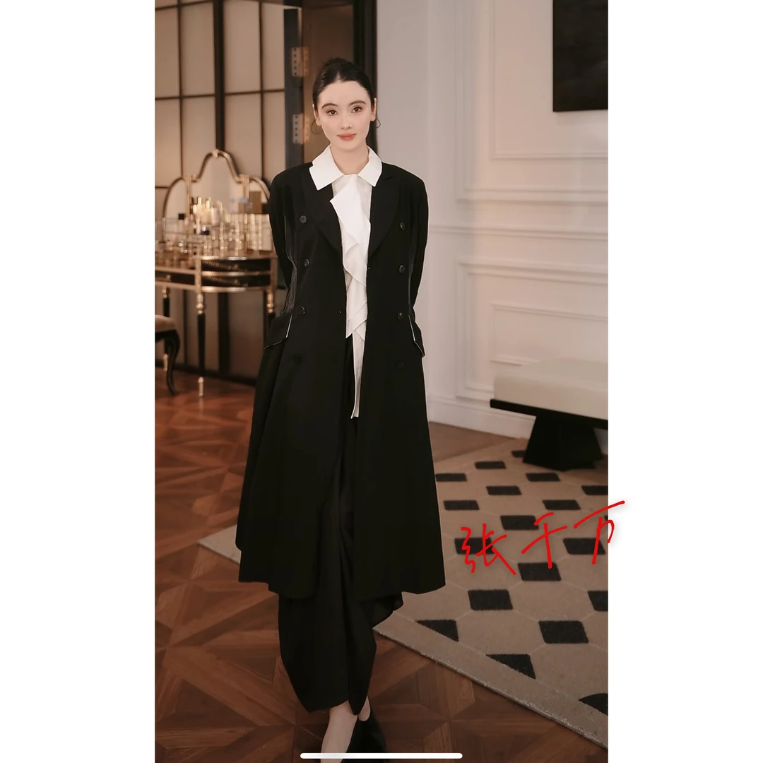 版型牛货！// incompleto  进口面料解构拼接大衣in0283
