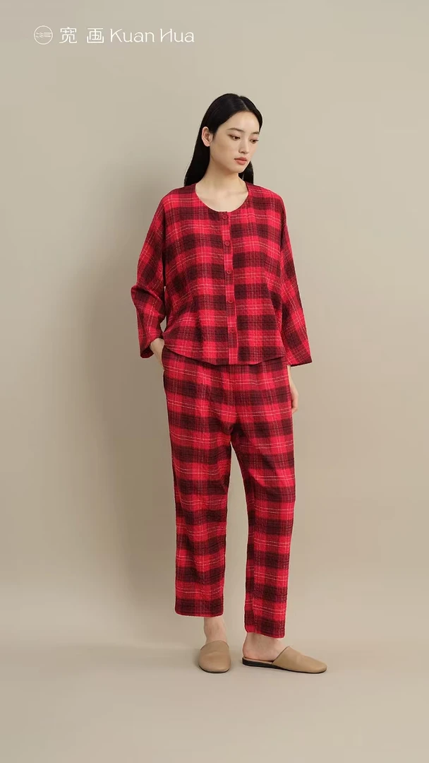 宽画24年新款对开无领艺术家格纹系列女士家居套装格子91928