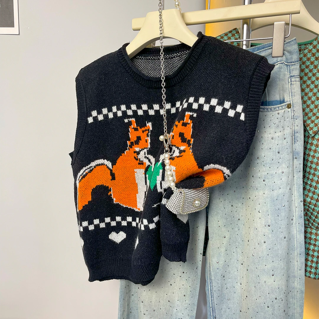 江疏影同款坎肩针织马甲女秋冬松鼠卡通提花毛衣背心叠穿外搭上衣