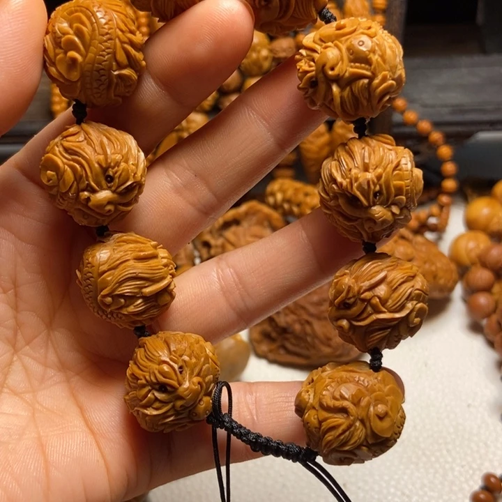 【闪购商品】橄榄核核雕震*手工九龙