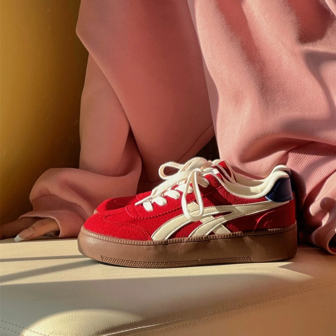 【圣诞配色！ 红德训！ 大工厂好货！几百双  拼手速 】休闲百搭板鞋女