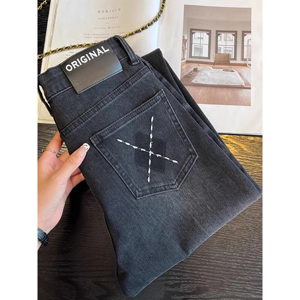 黑灰色九分直筒牛仔裤女秋季新款胖mm梨型身材高腰显瘦弹力烟管裤