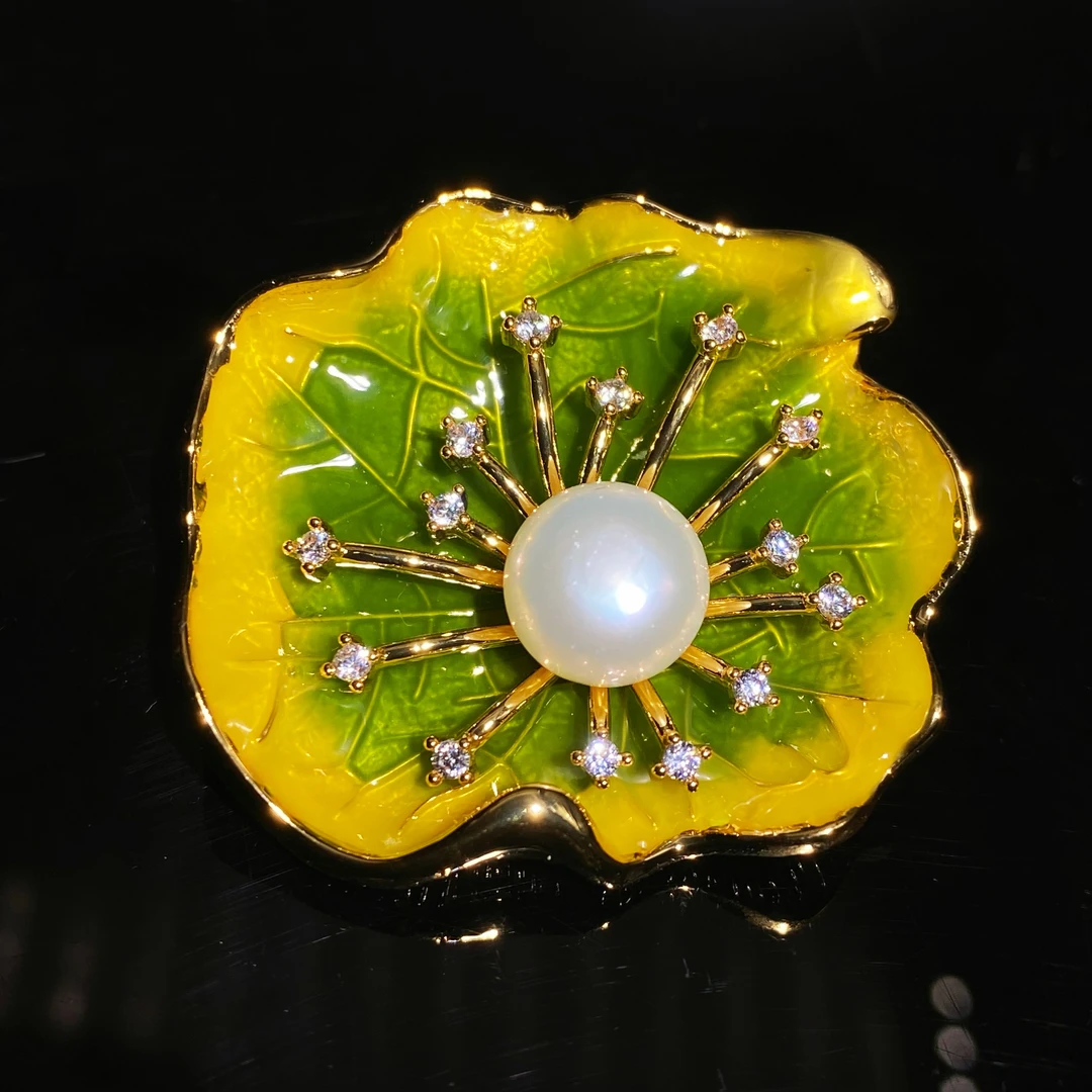 铜合金胸针 法式写实荷叶胸针胸花饰品珍I珠重工滴油渐变时尚优雅