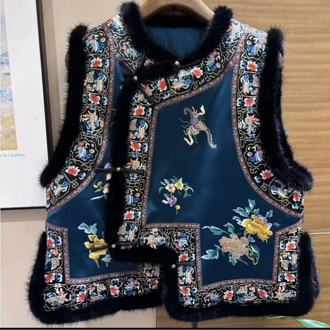 【梨花蝶】冬季加棉加厚琵琶襟时尚马甲2024D8333如意