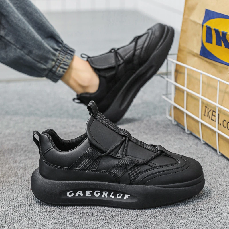 【小扬哥甄选优品】男鞋冬季新款厚底防滑跑步百搭阿甘运动鞋男纯黑