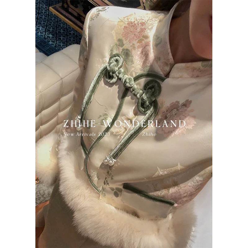 至禾Wonderland【锦心似玉】定制国风锦绣提花狐狸毛羽绒服+鱼尾裙