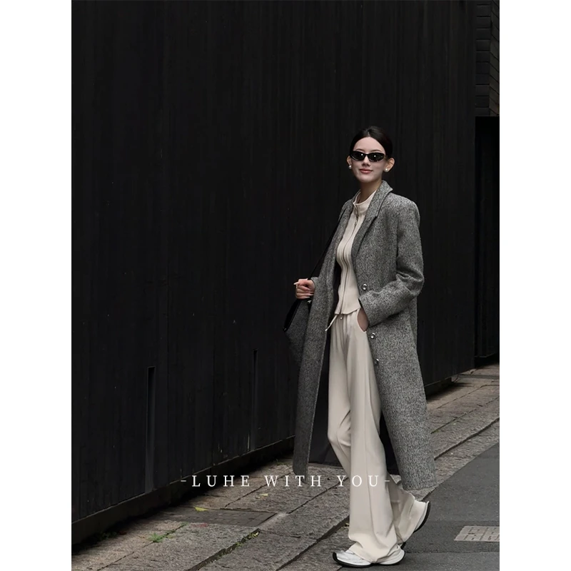 LUHE【济州风情】hehe私服~经典格雷系香风料正肩长款大衣