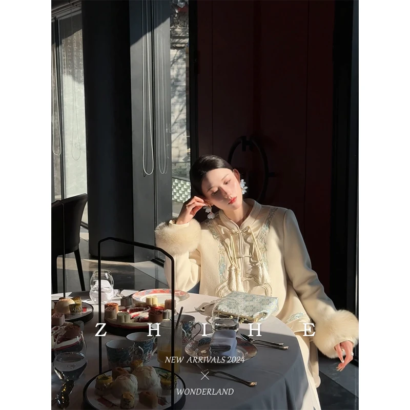 至禾Wonderland【雪见】新中式羊毛刺绣可拆卸狐狸毛羽绒服+半裙