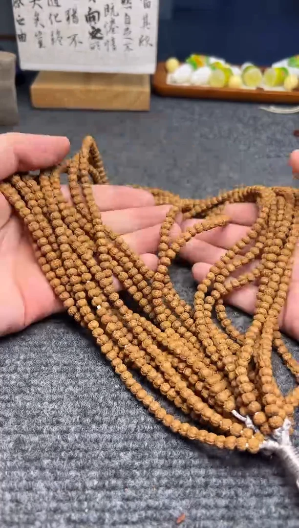 【闪购商品】金刚菩提手串原桩玄武佛手5mm左右