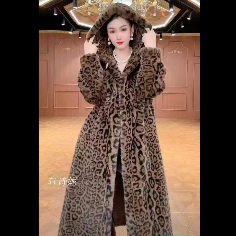 2024网红款豹纹慵懒洋气加长款大衣女冬季连帽保暖毛毛外套厚