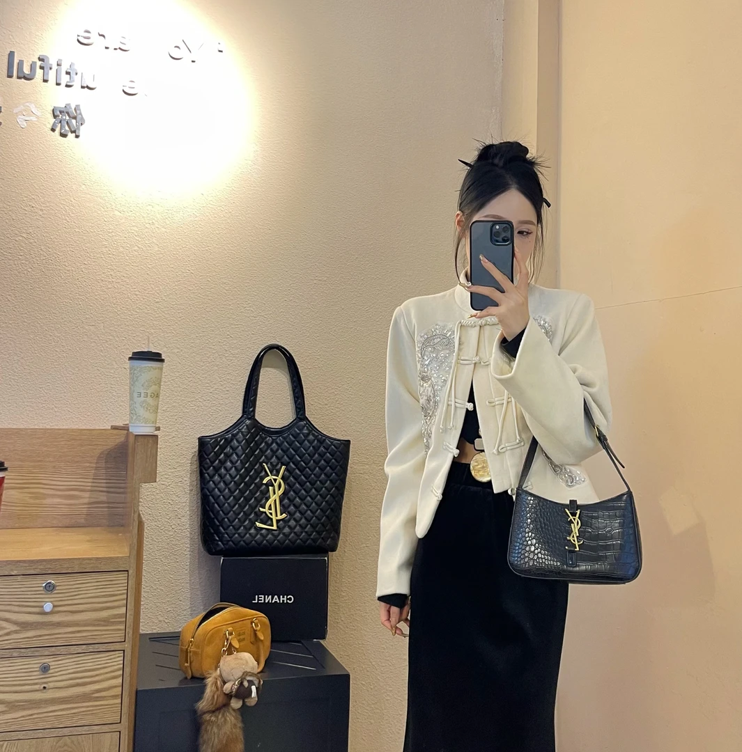 新中式国风复古盘扣拼亮片外套春季新款设计感小众洋气百搭休闲