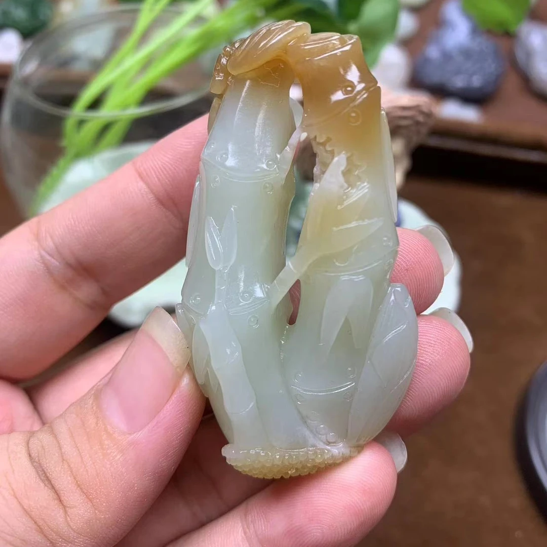 和田玉新疆且末糖白竹节挂坠节节高升佩戴礼品赠送60*32*16重40克