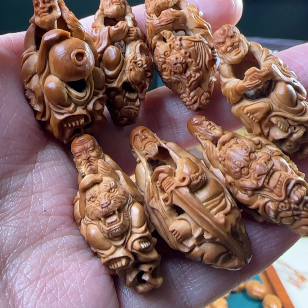 【闪购商品】橄榄核吊坠镂空