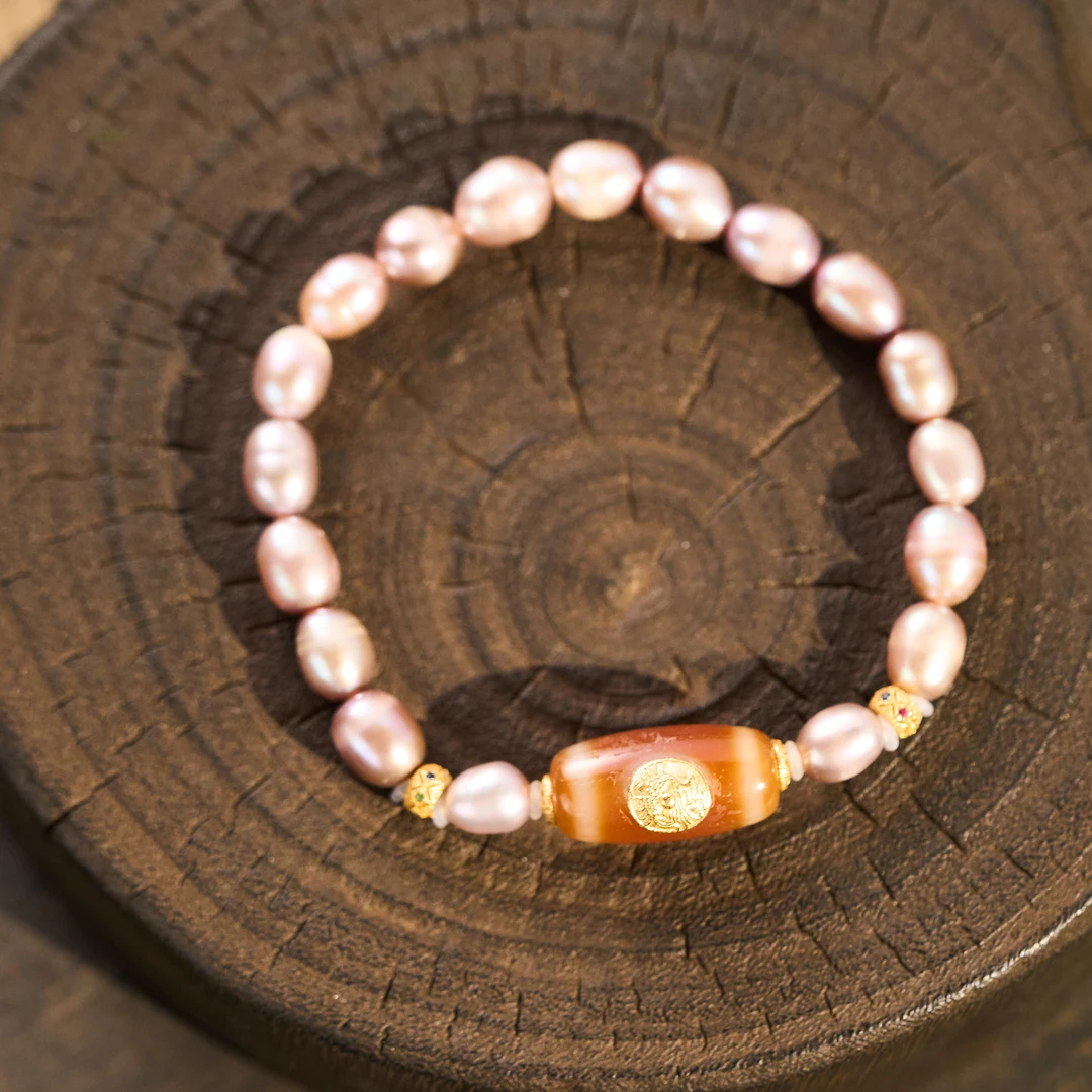 玛瑙玉髓红肉天地珍珠手串（G2SAA）