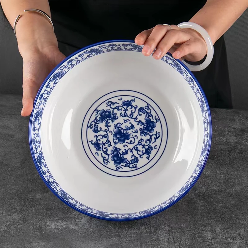 【6.99包邮一个9英寸青花瓷碗】   有问题联系客服