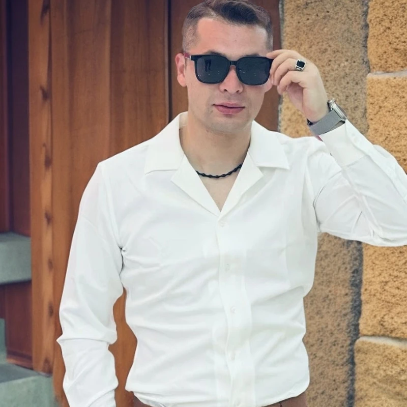 新款竖条纹长袖男款衬衫外贸剪标寸衫春秋季宽松抗皱中青年衬