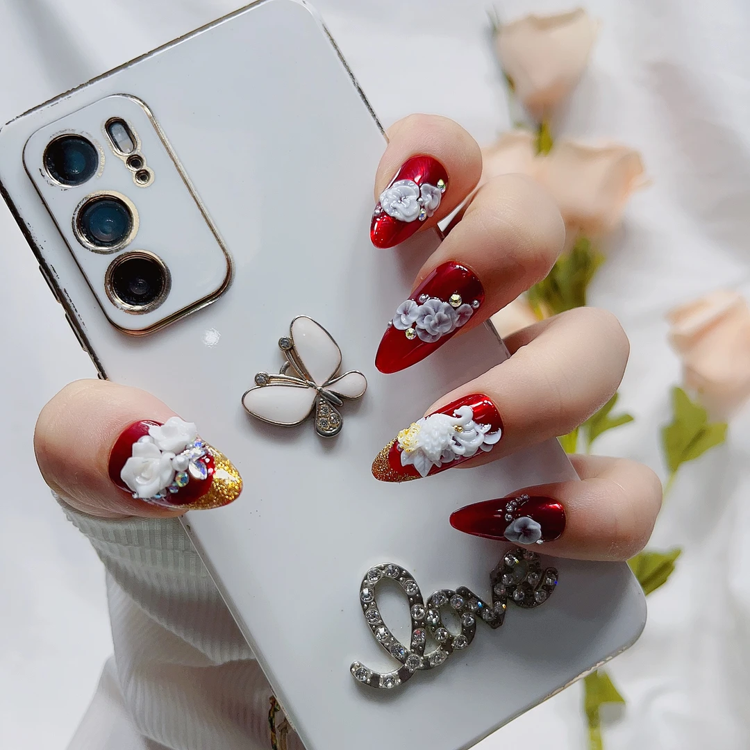 薯你靓【LS030红天鹅】  品牌 原创设计 纯手工雕花穿戴甲