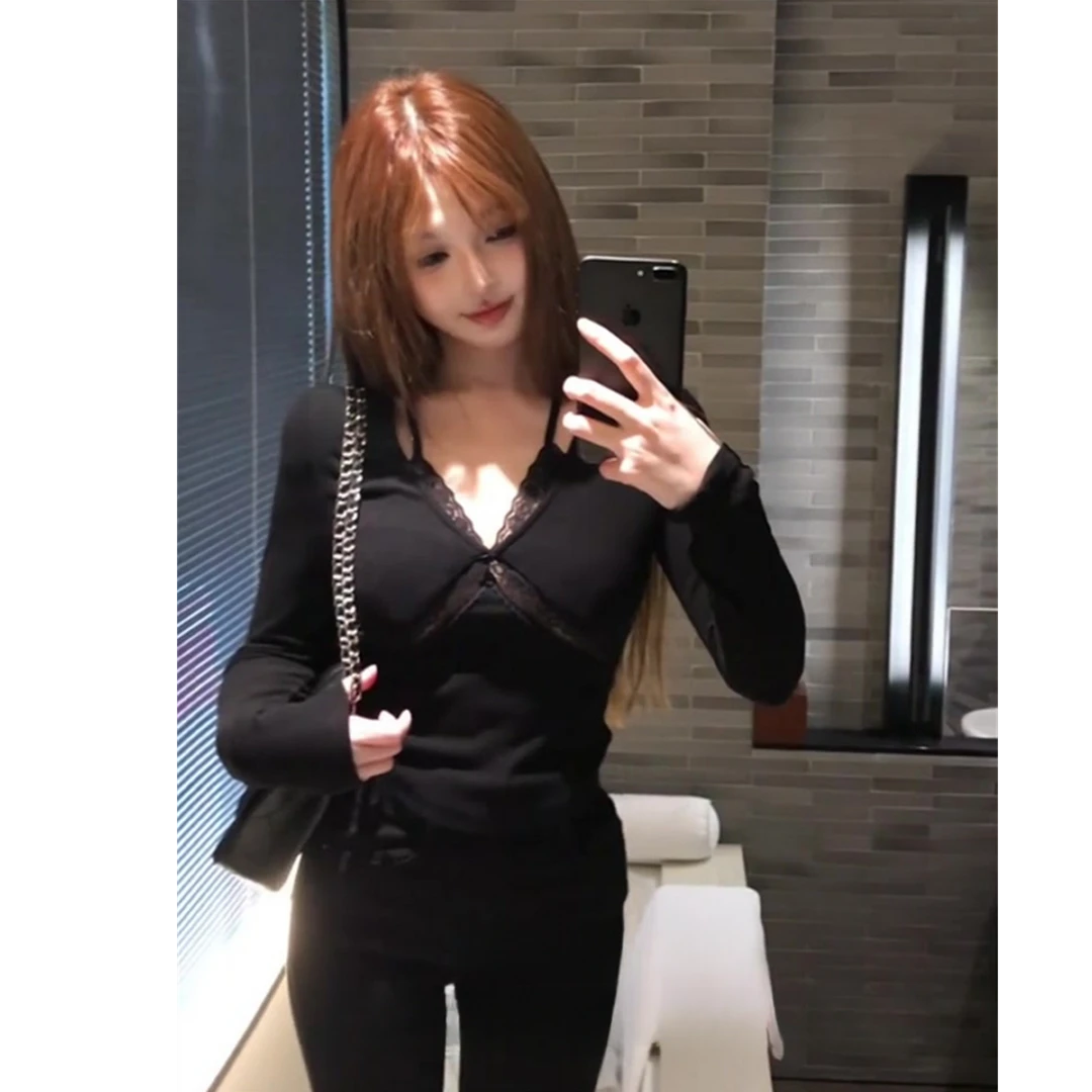 Not defined纯欲黑色蕾丝拼接长袖t恤女春季修身内搭辣妹打底上衣