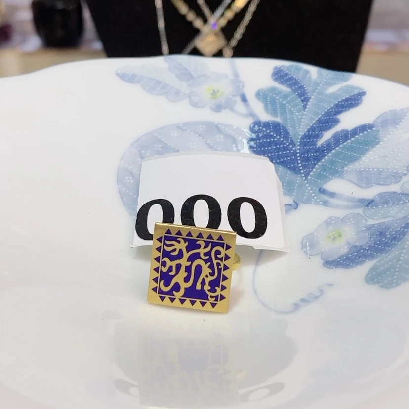 【闪购商品】非金属树脂制品?****?