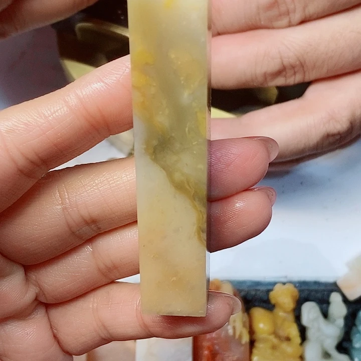 老挝石小**哥现场直播手工