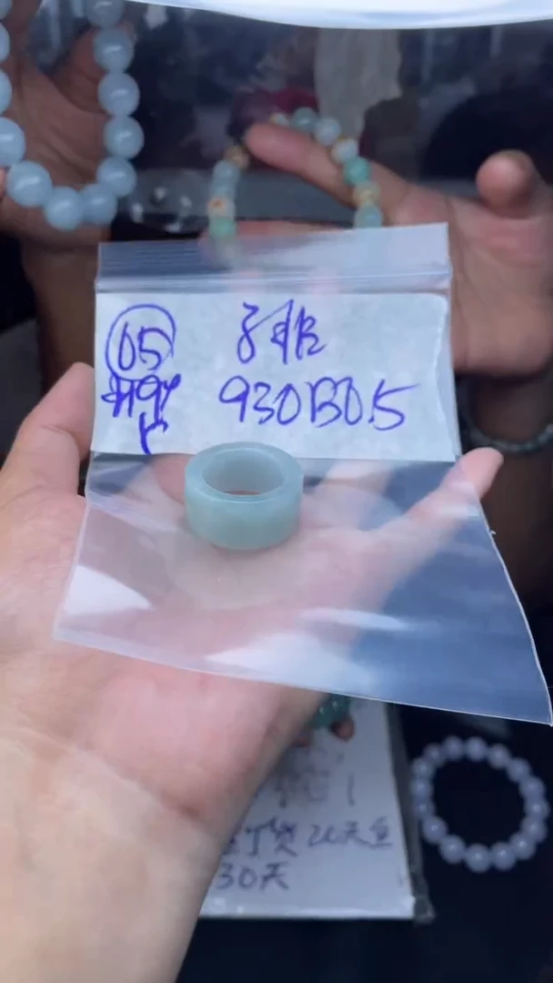 【闪购商品】定制翡翠未镶嵌珠串