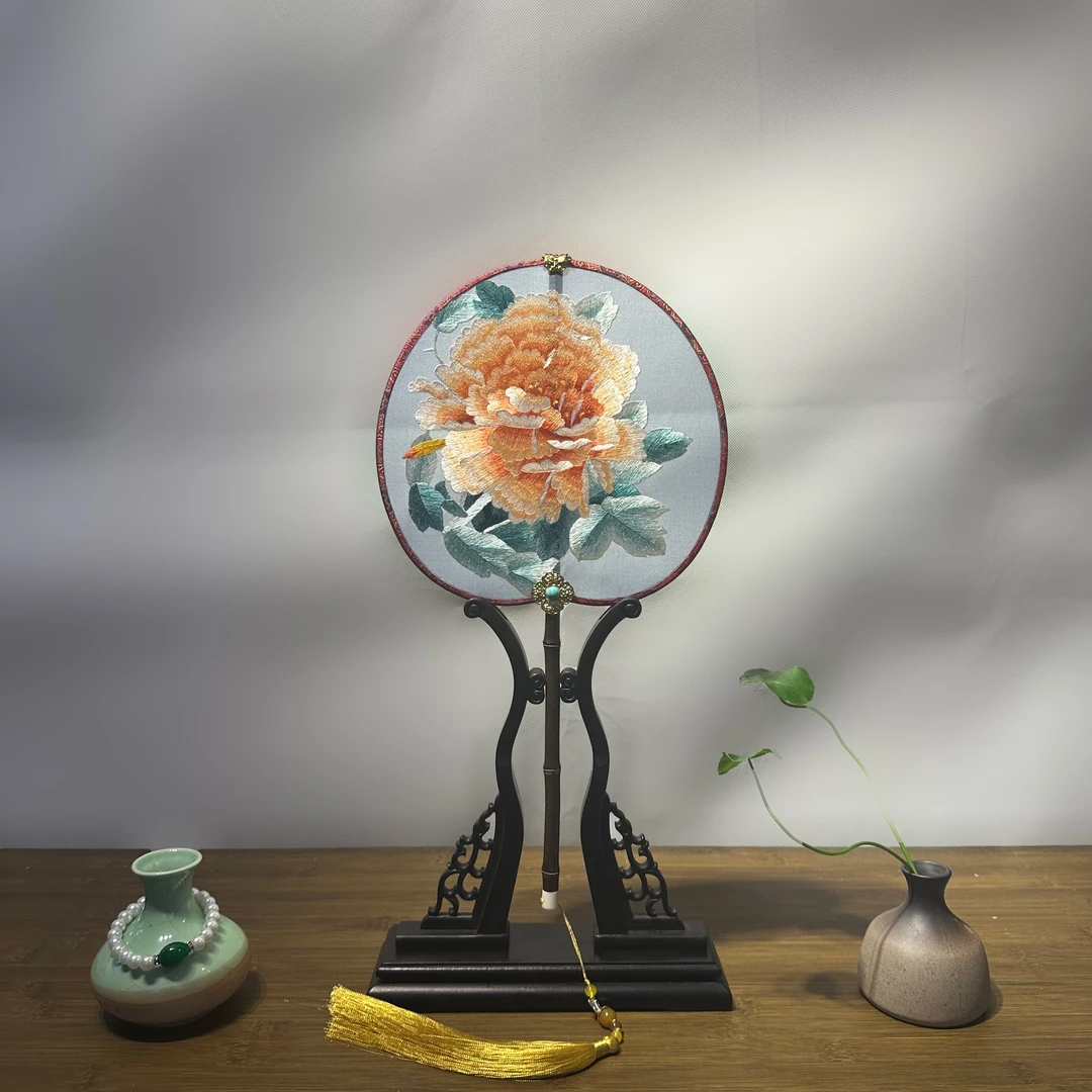 非遗传承匠心工艺经典苏绣团扇《牡丹花开》纯手工双面绣