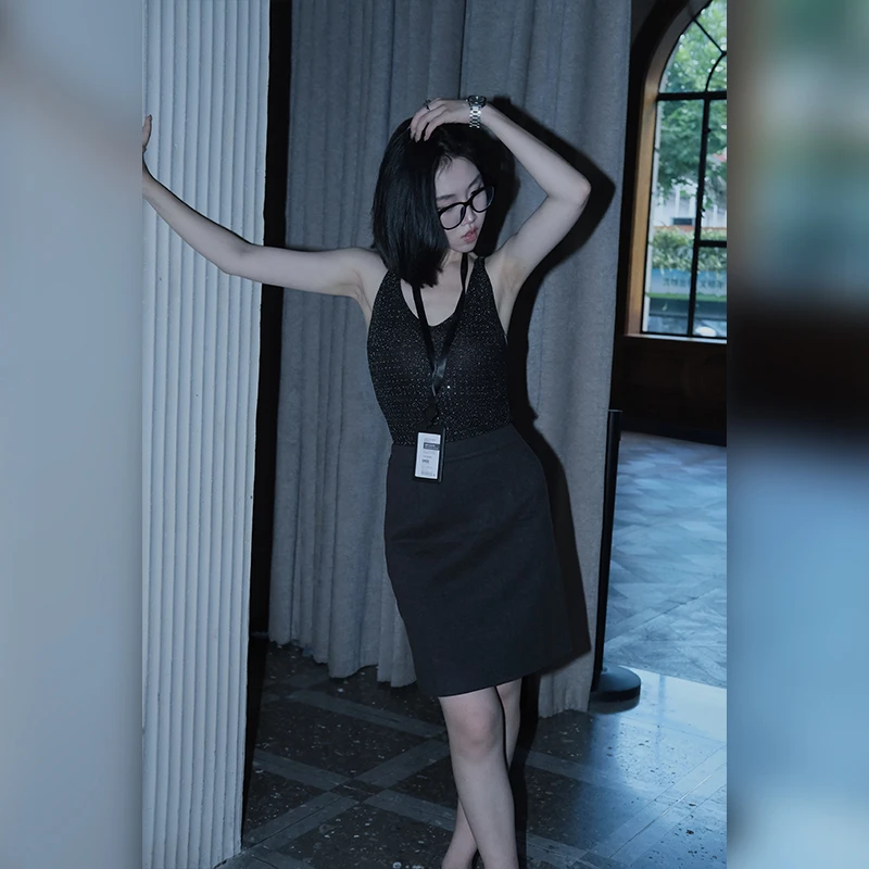 十三粥私服 星空夜 V领休闲舒适透气轻盈重工烫钻双色针织背心