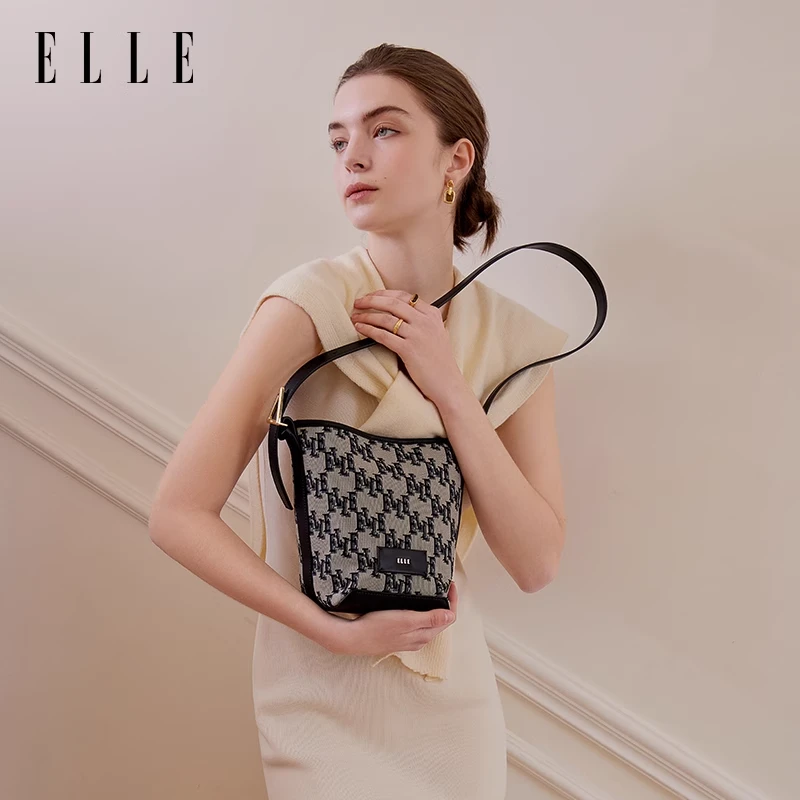 ELLE2024年新款时尚经典复古印花老花水桶包提花女士单肩包23025
