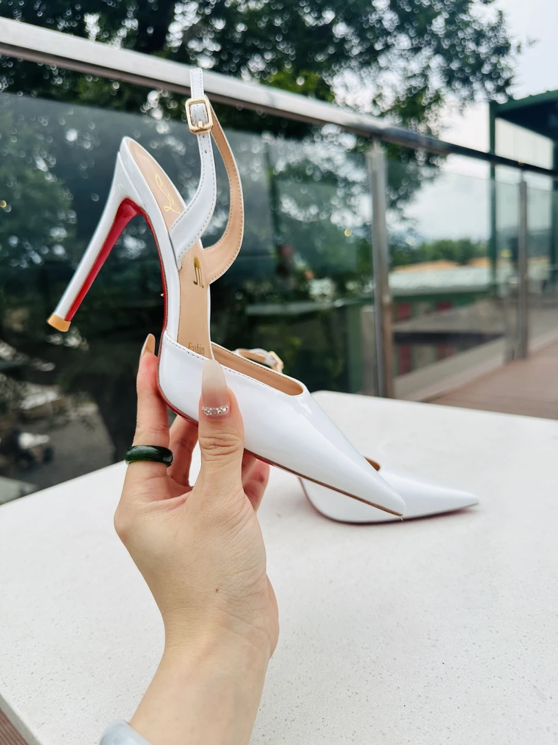 2024夏季新款气质法式高跟鞋时尚百搭细跟白色性感一字带浅口凉鞋