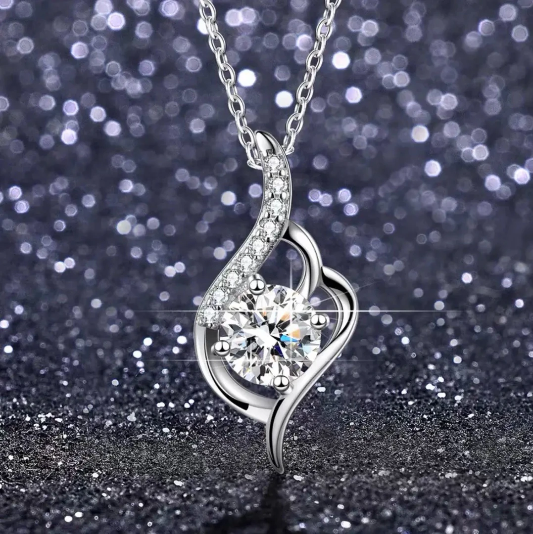 坠链均925银莫桑石 坠链均925银莫桑石 心心相印项链